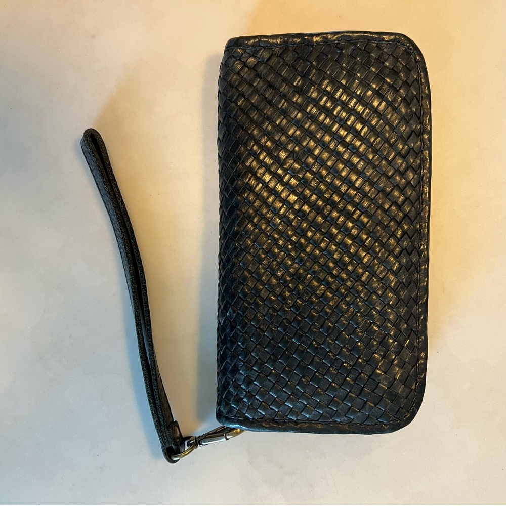 Viola Castellani leather wallet